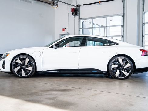 Used 2024 Audi e-tron GT Prestige image 8