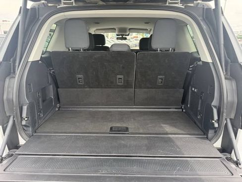 Used 2025 Ford Expedition Active RWD image 21