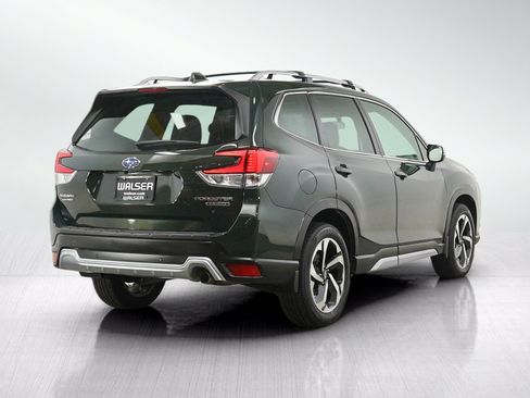Used 2023 Subaru Forester Touring AWD/4WD image 5