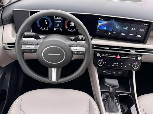 New 2026 Hyundai Tucson SEL FWD image 17
