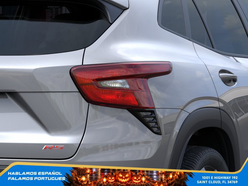 New 2026 Chevrolet Trax RS w/ Sunroof Package FWD image 11