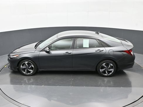 Used 2023 Hyundai Elantra SEL w/ Convenience Package FWD image 36