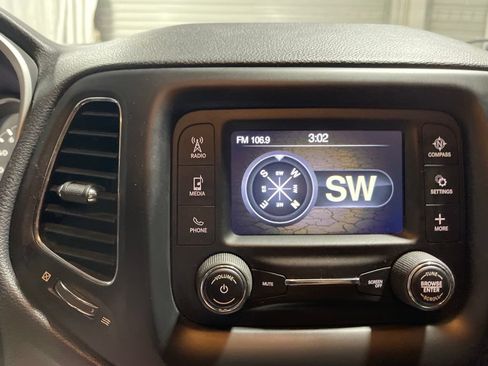 Used 2017 Jeep Compass Sport AWD/4WD image 33