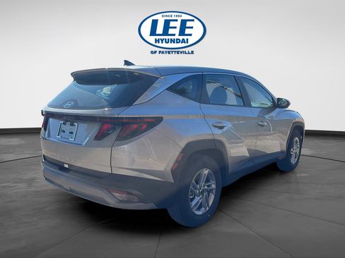 New 2026 Hyundai Tucson SE image 7