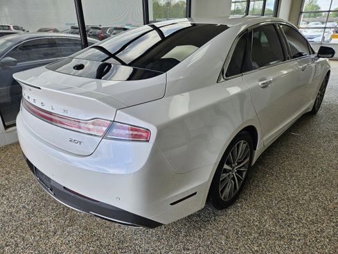 Used 2017 Lincoln MKZ Select w/ Select Plus Package FWD image 2