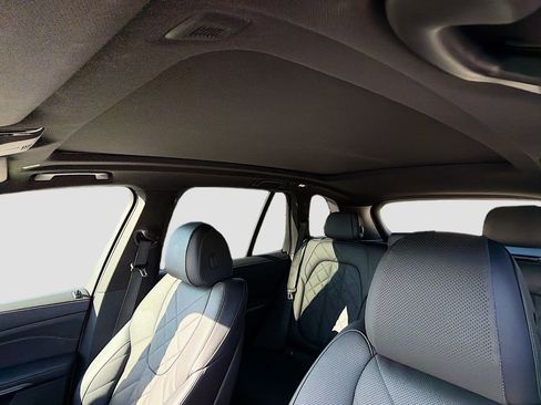 Certified 2025 BMW X5 xDrive50e image 27