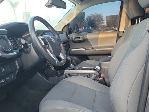 Used 2022 Toyota Tacoma SR5 image 19