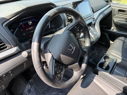 Used 2023 Honda Odyssey EX-L image 11