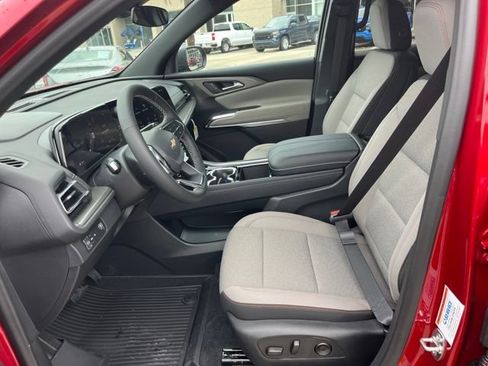 New 2026 Chevrolet Traverse LT w/ LPO, Floor Liner Package FWD image 16