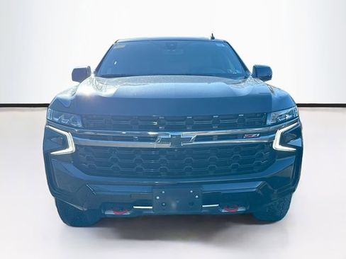 Used 2022 Chevrolet Tahoe Z71 w/ Luxury Package image 2