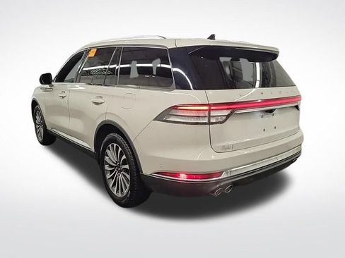 Used 2023 Lincoln Aviator Reserve image 2
