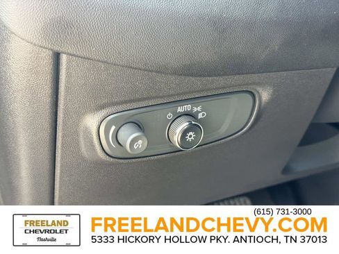Used 2024 Chevrolet Equinox LT FWD image 28