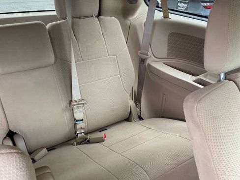 Used 2014 Dodge Grand Caravan SE w/ Quick Order Package 29E SE FWD image 22