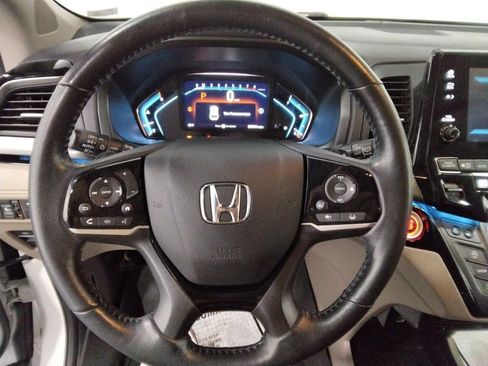 Used 2022 Honda Odyssey Elite image 12