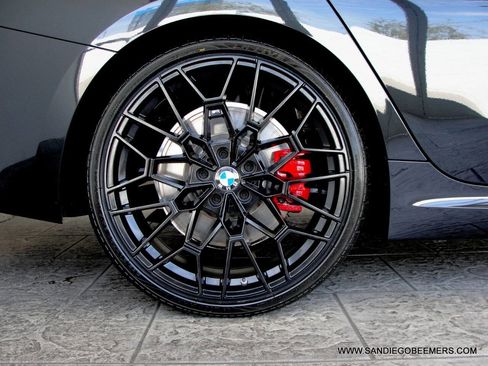 Used 2023 BMW 330i Sedan w/ M Sport Package RWD image 14