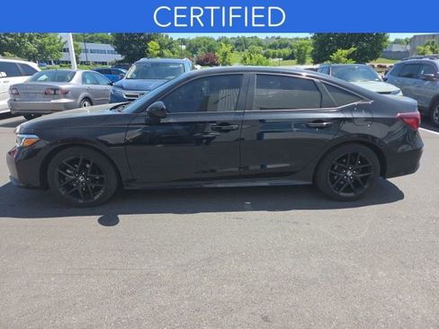 Used 2025 Honda Civic Sport image 4