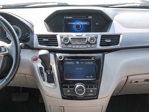 Used 2016 Honda Odyssey EX-L image 14