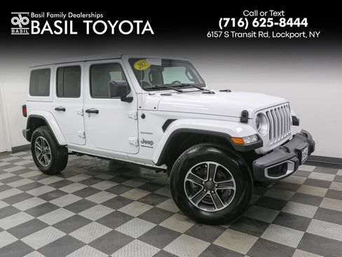 Used 2023 Jeep Wrangler Sahara image 1