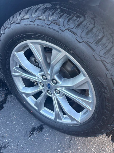 Used 2020 Ford Explorer Limited AWD/4WD image 12