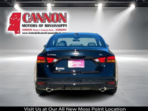 New 2025 Nissan Altima 2.5 SL image 4
