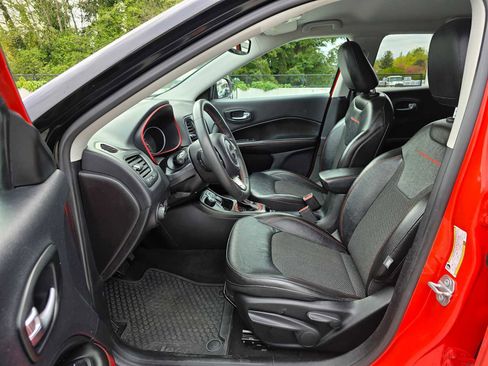 Used 2021 Jeep Compass Trailhawk AWD/4WD image 20