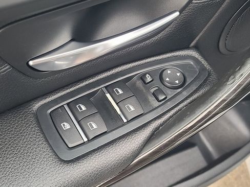 Used 2018 BMW 320i xDrive Sedan image 28