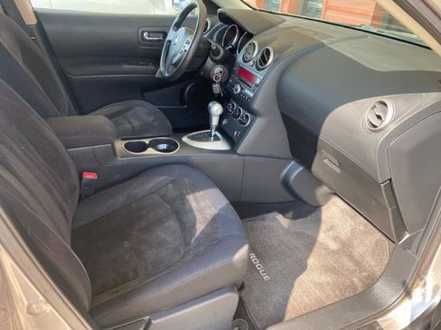 Used 2010 Nissan Rogue S w/ 360 Degree Value Pkg AWD/4WD image 16