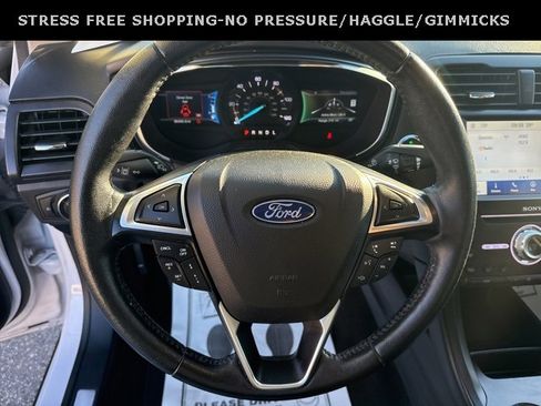 Used 2020 Ford Fusion Titanium image 19