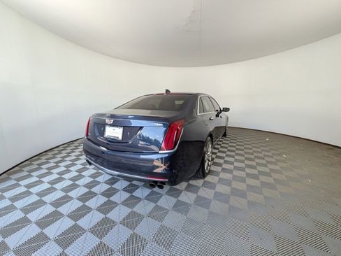 Used 2018 Cadillac CT6 Luxury image 3