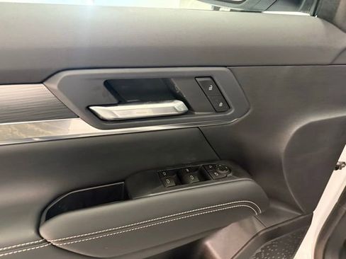 New 2026 GMC Terrain Elevation image 14