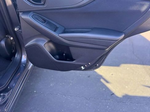Used 2018 Subaru Impreza 2.0i image 12