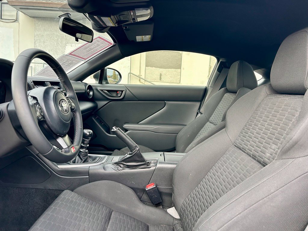 Certified 2025 Toyota GR86 w/ ALL Weather Mat Package (TMS) RWD image 10