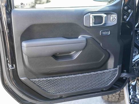 New 2026 Jeep Gladiator Mojave image 20