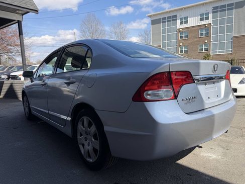 Used 2011 Honda Civic LX image 5