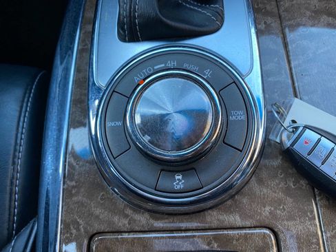 Used 2017 INFINITI QX80 4WD w/ Driver Assistance Package image 38