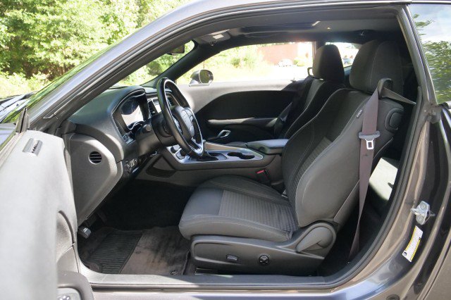 Used 2019 Dodge Challenger SXT w/ Driver Convenience Group AWD/4WD image 21