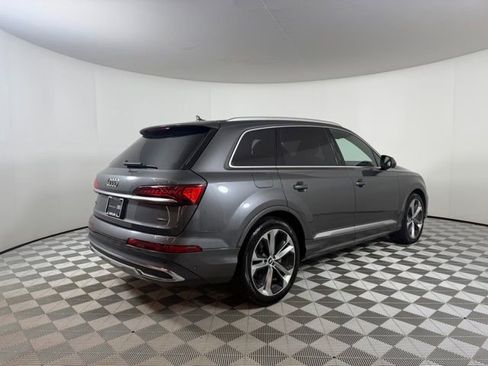 Used 2021 Audi Q7 3.0T Prestige AWD/4WD image 5