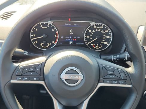 Used 2025 Nissan Altima 2.5 SV w/ SV Special Edition Package FWD image 17
