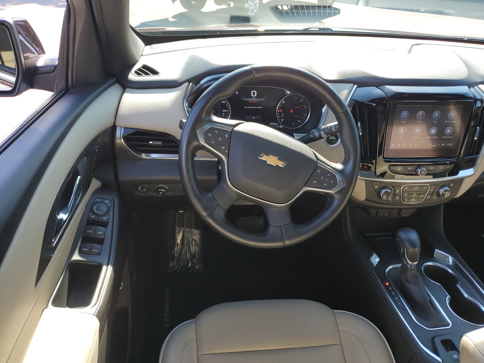 Used 2022 Chevrolet Traverse Premier FWD image 11