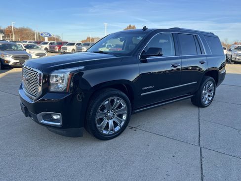 Used 2015 GMC Yukon Denali w/ Touring Package image 14