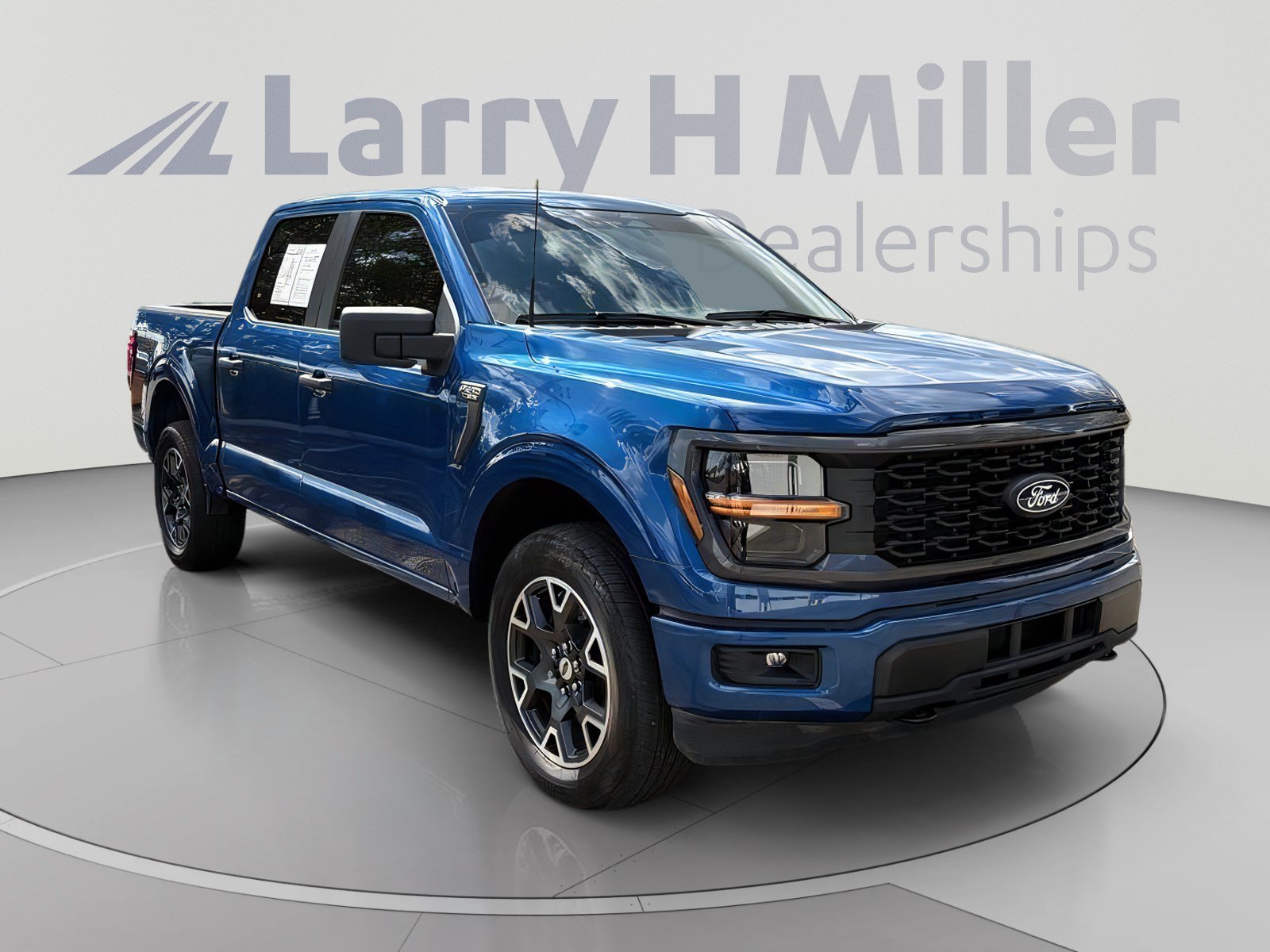 Used 2025 Ford F150 STX w/ Equipment Group 200A AWD/4WD image 7