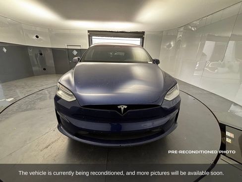 Used 2022 Tesla Model X Plaid AWD/4WD image 2