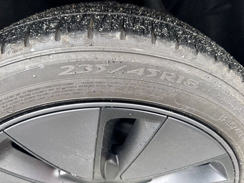 Used 2025 Tesla Model 3 Long Range RWD image 35
