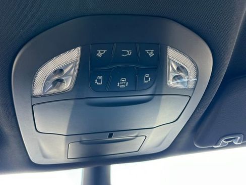 New 2026 Chrysler Pacifica Select FWD image 29