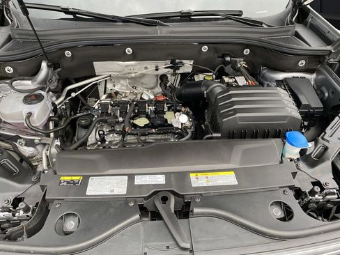 Certified 2024 Volkswagen Atlas Cross Sport SE image 40