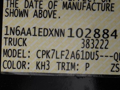 Used 2022 Nissan Titan Platinum Reserve w/ Moonroof Package image 28