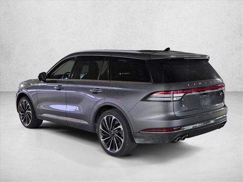 Used 2022 Lincoln Aviator Reserve w/ Equipment Group 201A RWD image 7