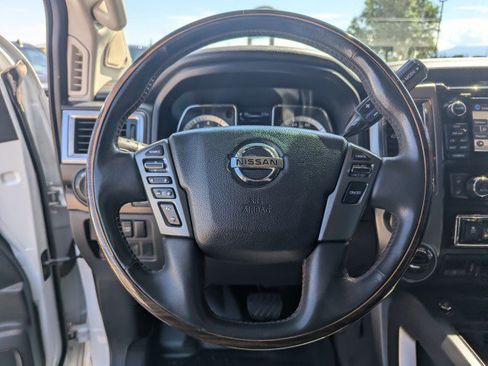 Used 2018 Nissan Titan Platinum Reserve w/ Platinum Utility Package AWD/4WD image 13