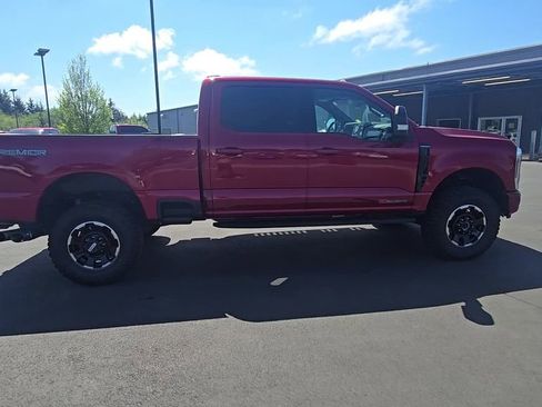 Used 2025 Ford F350 Platinum w/ Tremor Off-Road Package AWD/4WD image 5