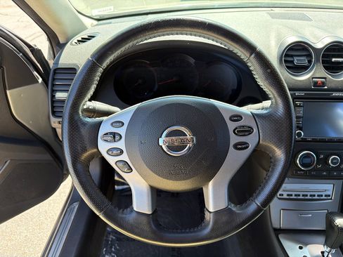 Used 2007 Nissan Altima 3.5 SL w/ Technology Pkg FWD image 10
